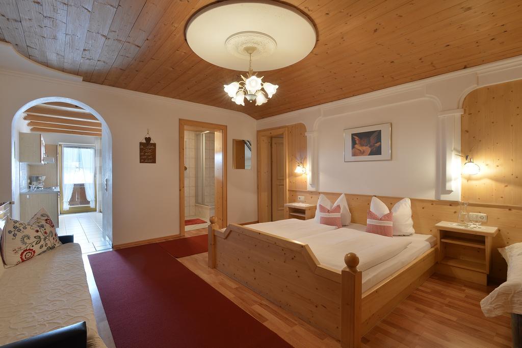Huettschmiedhof Βίλα Kössen Δωμάτιο φωτογραφία